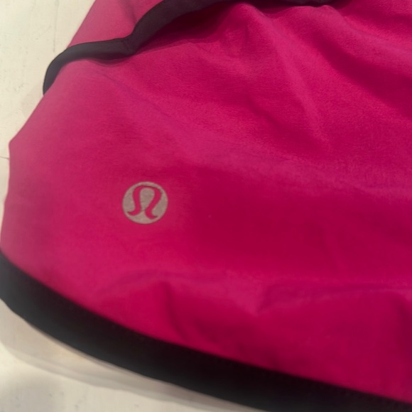 Lululemon Athletica Pink Speed Up Shorts - Picture 3 of 4